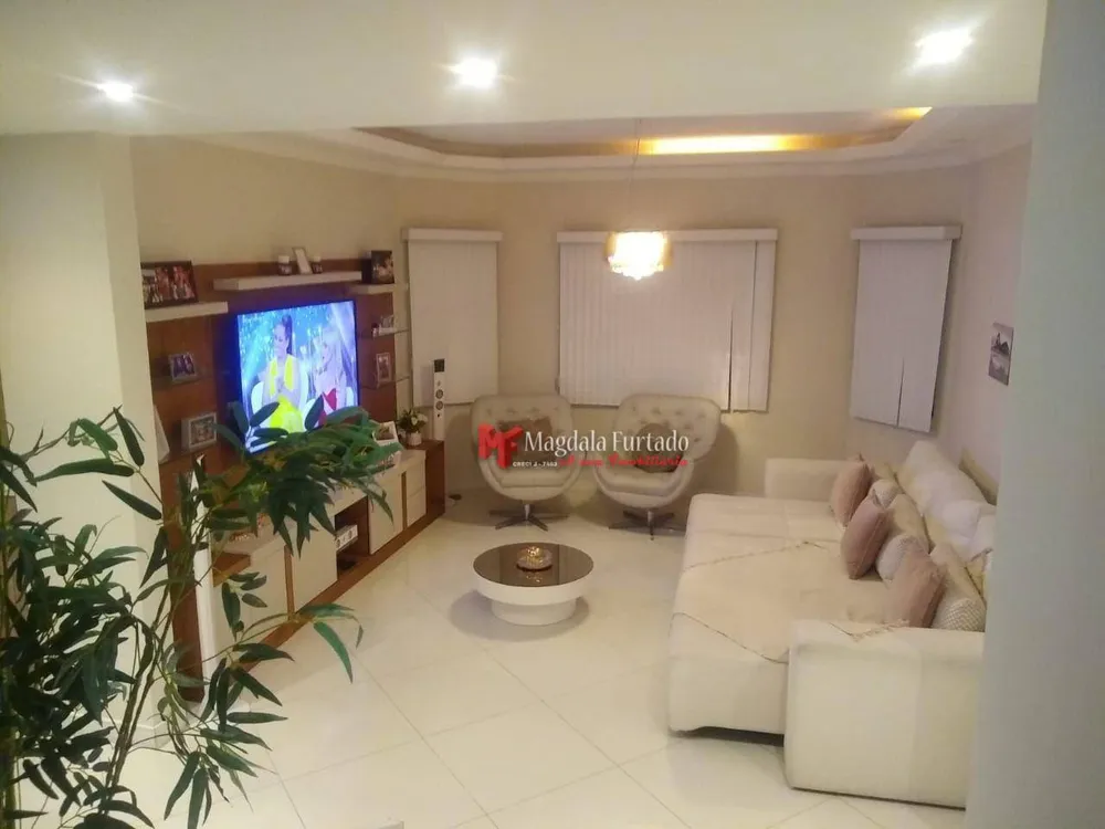 Casa, 3 quartos, 234 m² - Foto 8