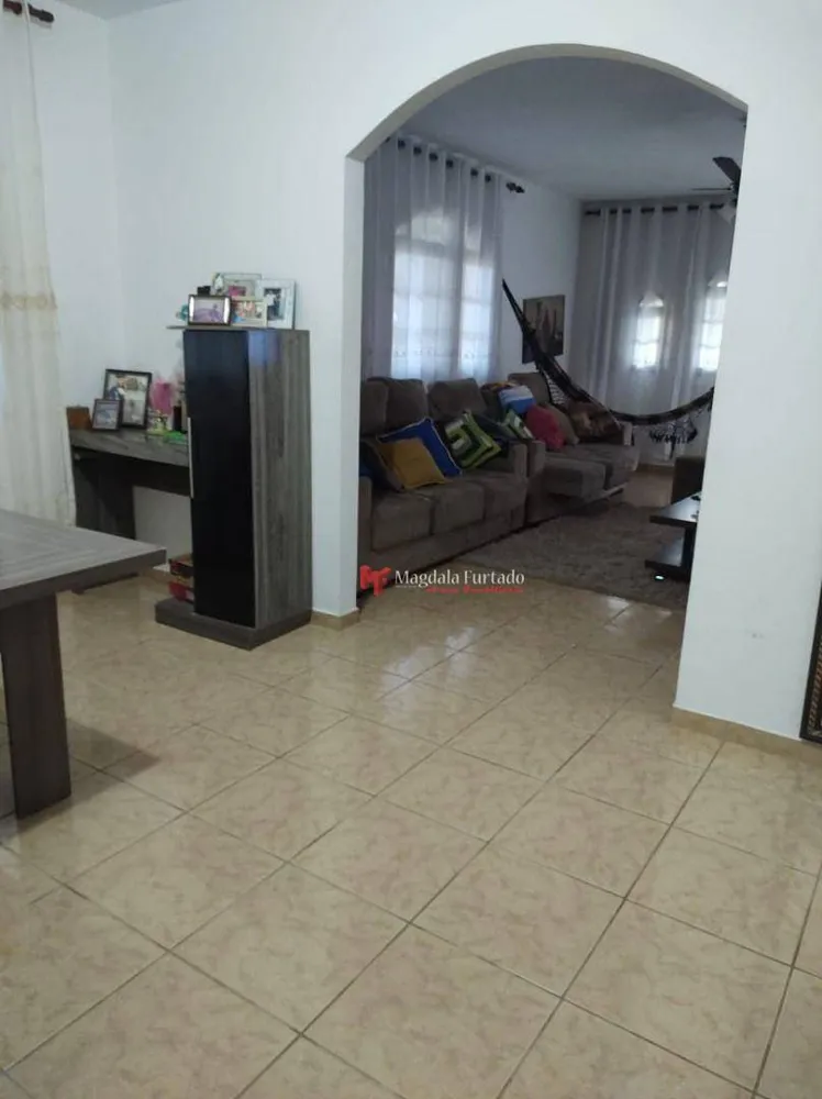 Casa, 3 quartos, 250 m² - Foto 4
