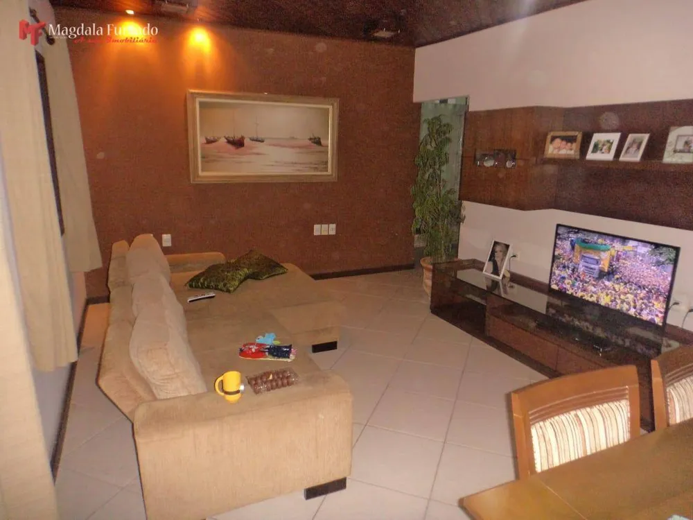 Casa, 3 quartos, 170 m² - Foto 2