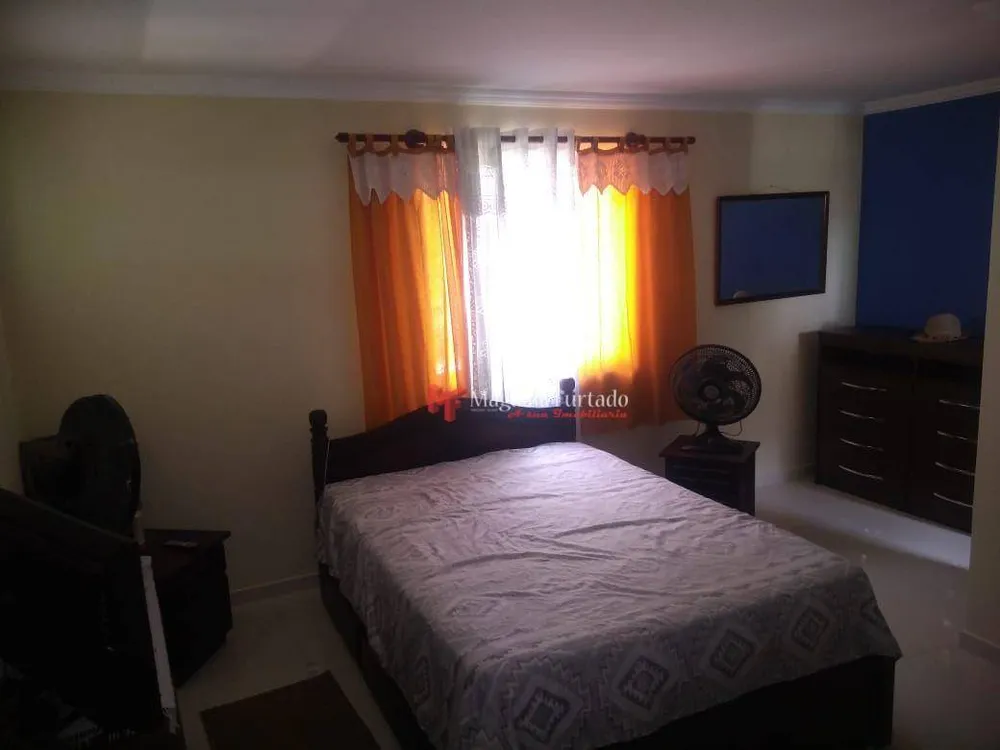 Casa, 3 quartos, 215 m² - Foto 9