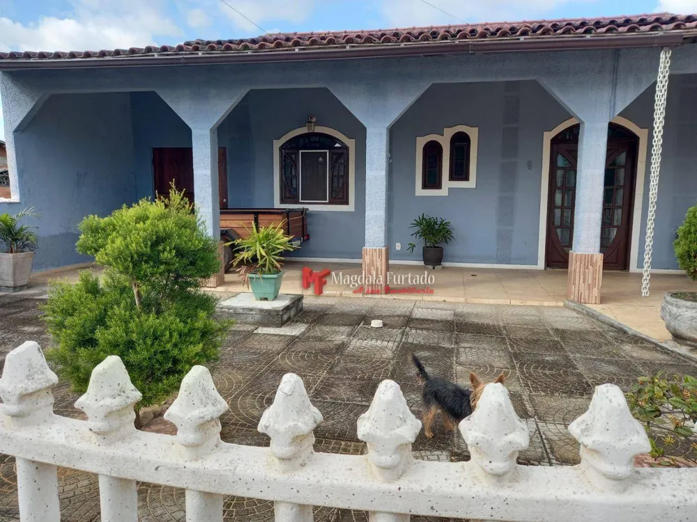 Casa, 3 quartos, 213 m² - Foto 1