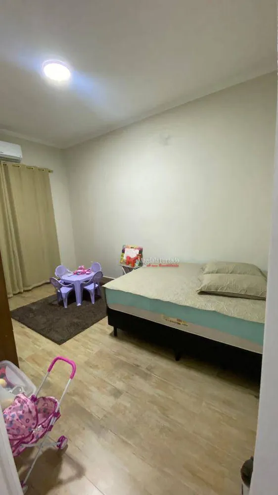 Casa, 3 quartos, 200 m² - Foto 16
