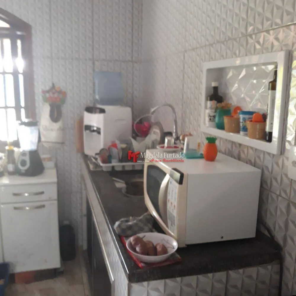 Casa, 4 quartos, 225 m² - Foto 4