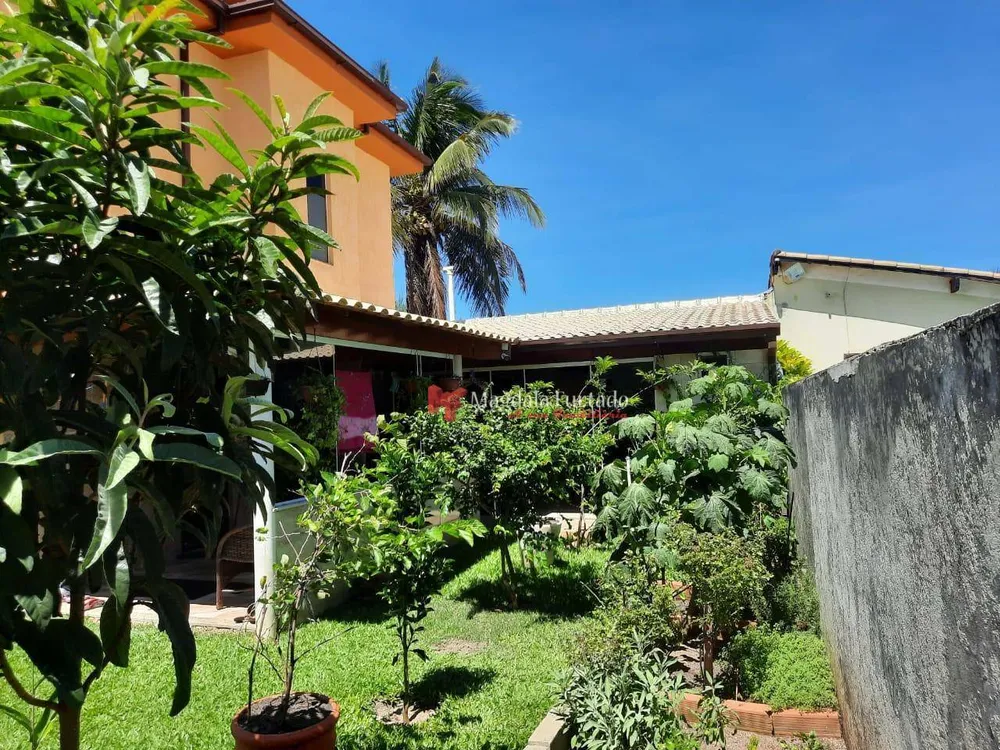 Casa, 3 quartos, 270 m² - Foto 10