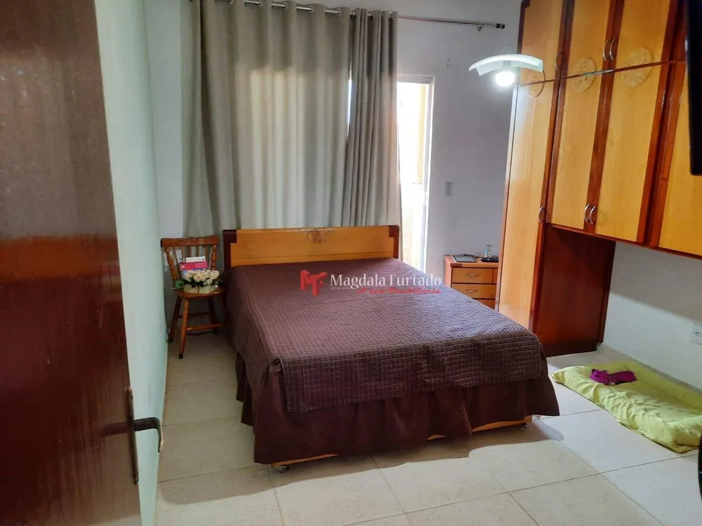 Casa, 3 quartos, 270 m² - Foto 18