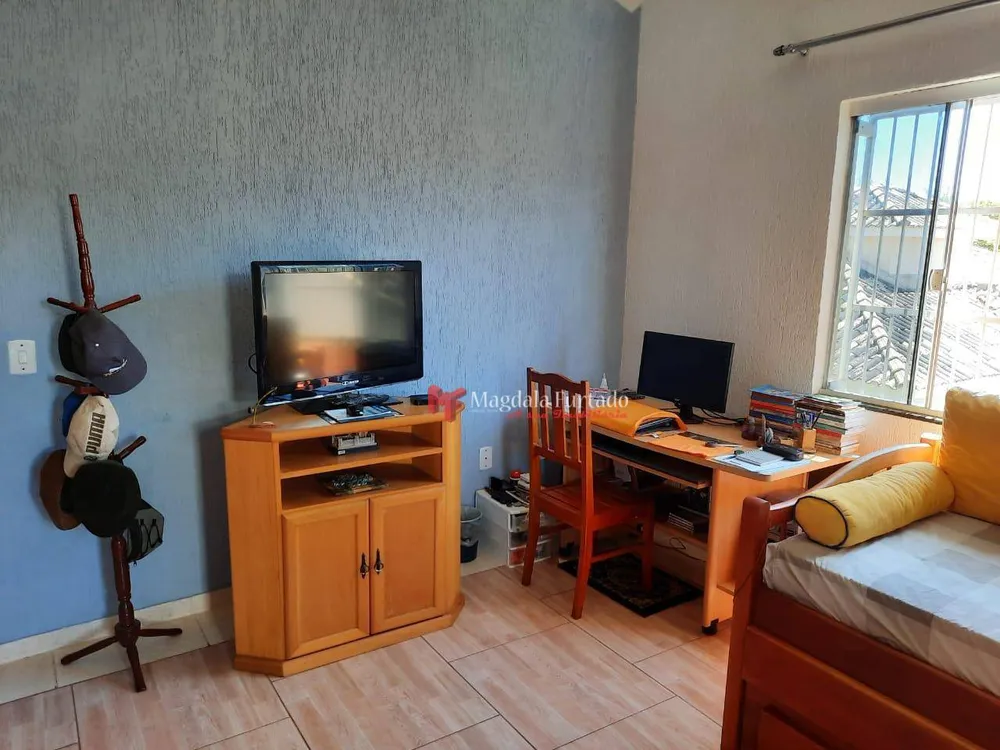 Casa, 3 quartos, 270 m² - Foto 22