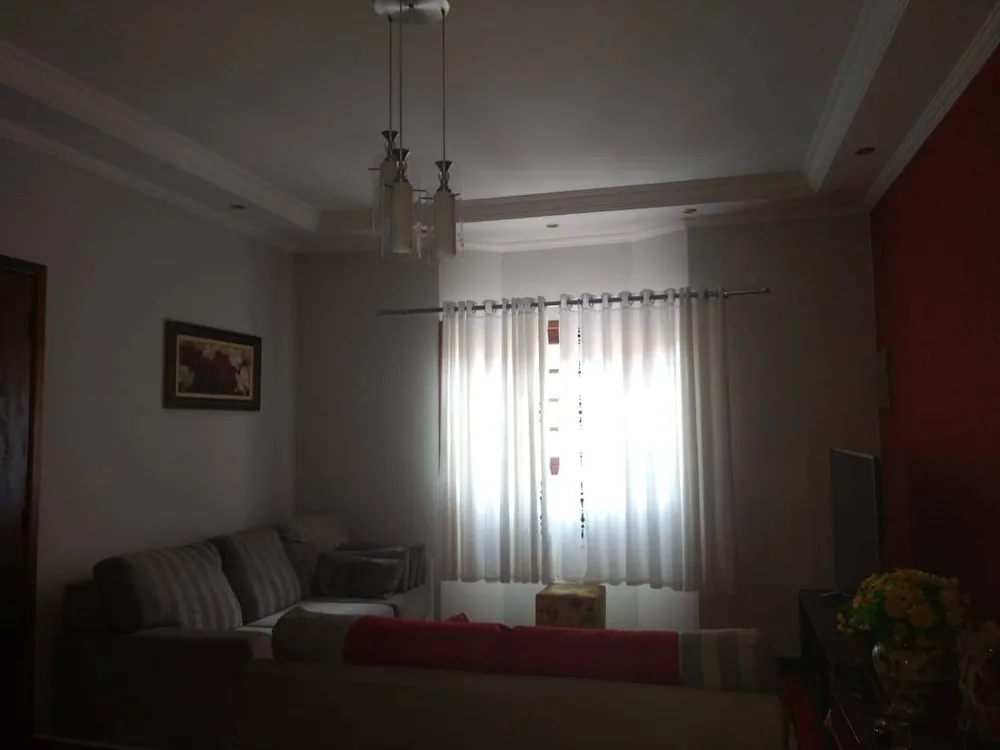 Casa, 4 quartos, 200 m² - Foto 3