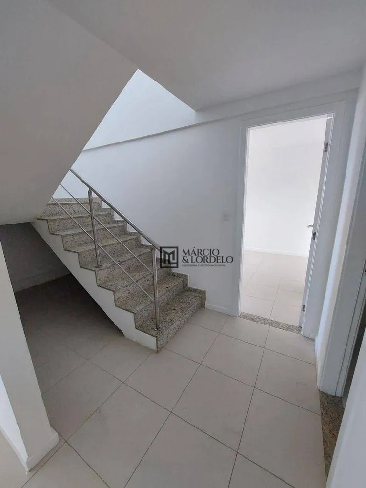 Cobertura, 3 quartos, 210 m² - Foto 3