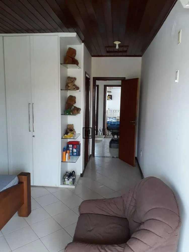 Casa, 4 quartos, 180 m² - Foto 2