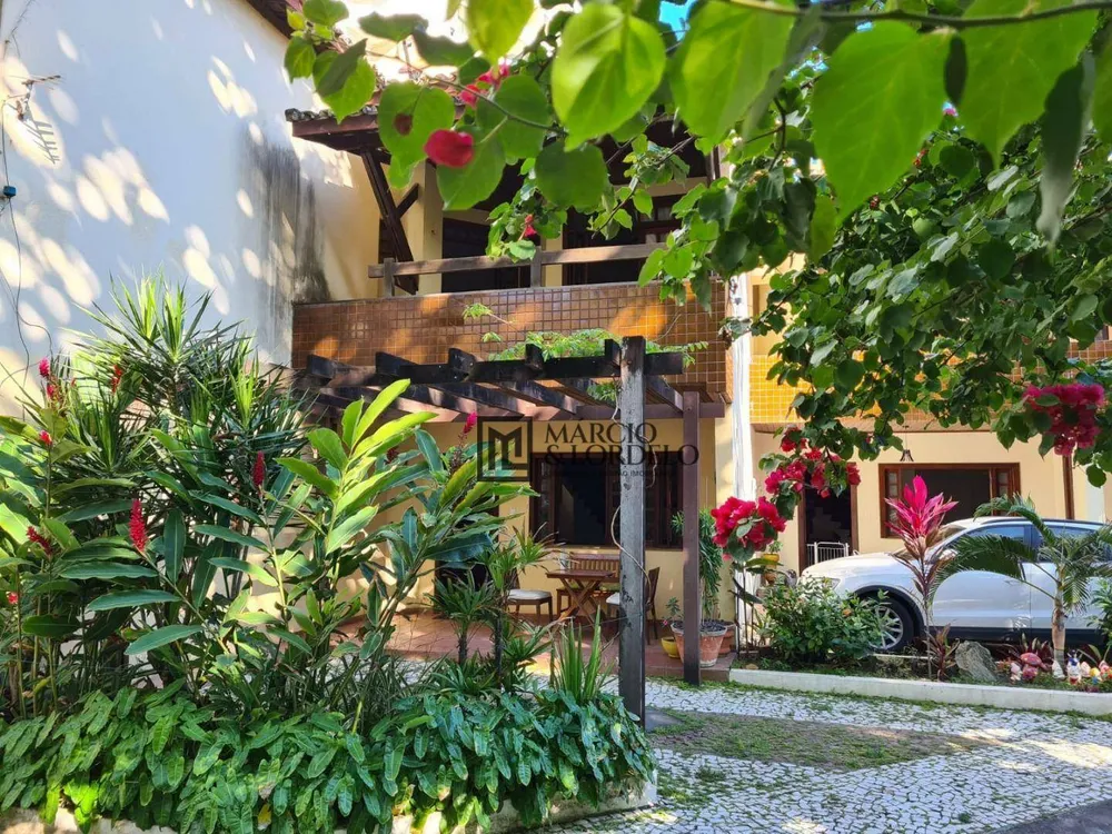 Casa, 3 quartos, 194 m² - Foto 1