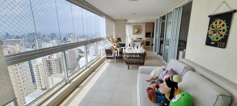 Apartamento, 3 quartos, 172 m² - Foto 1