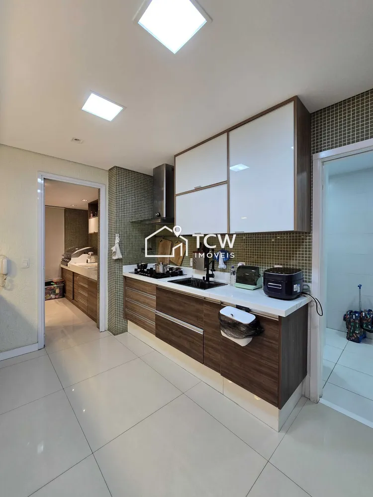 Apartamento, 3 quartos, 136 m² - Foto 2