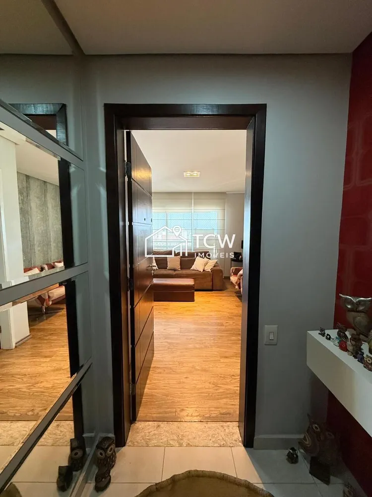 Apartamento, 3 quartos, 151 m² - Foto 1