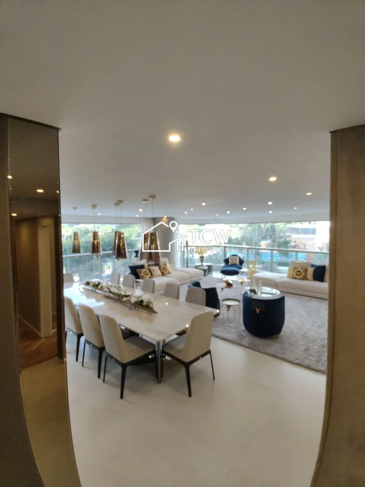 Apartamento, 3 quartos, 221 m² - Foto 1