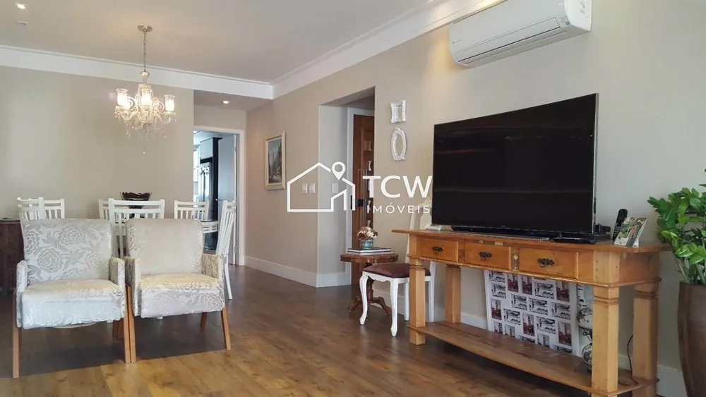 Apartamento, 3 quartos, 158 m² - Foto 1