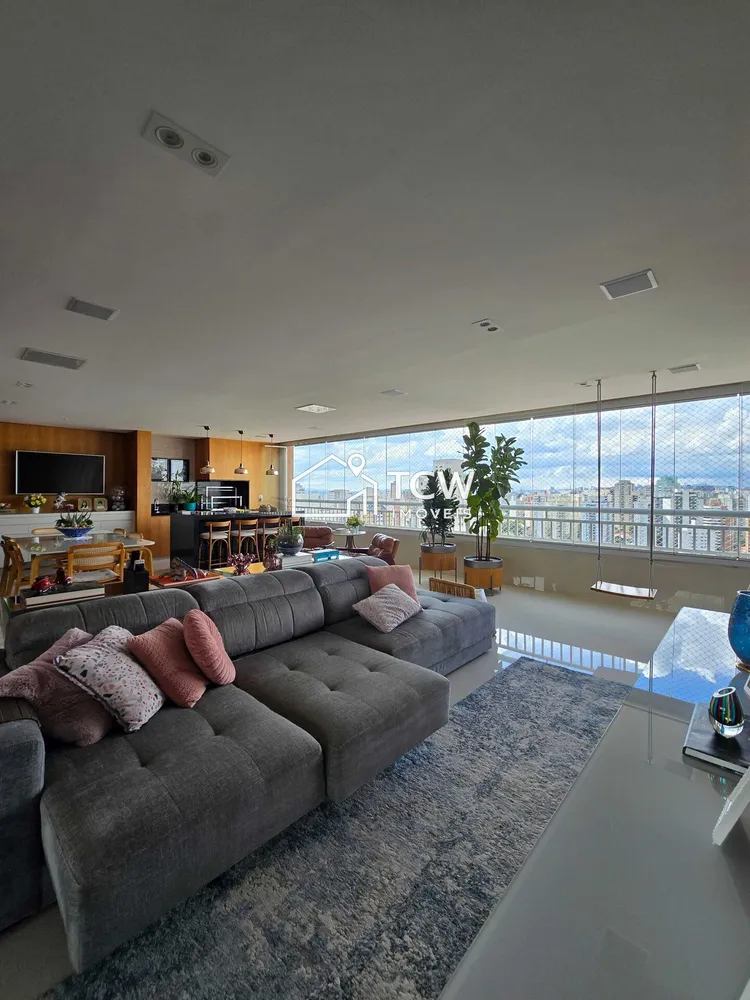 Apartamento, 3 quartos, 160 m² - Foto 1