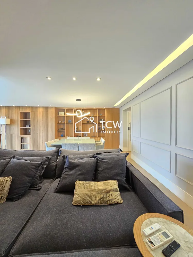 Apartamento, 3 quartos, 168 m² - Foto 1