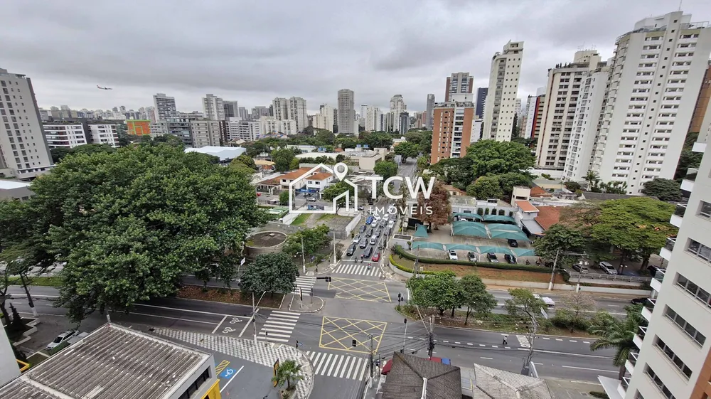 Apartamento, 3 quartos, 141 m² - Foto 1