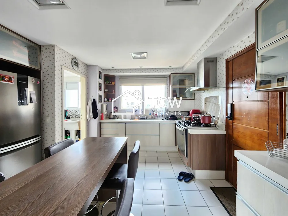 Apartamento, 3 quartos, 192 m² - Foto 1