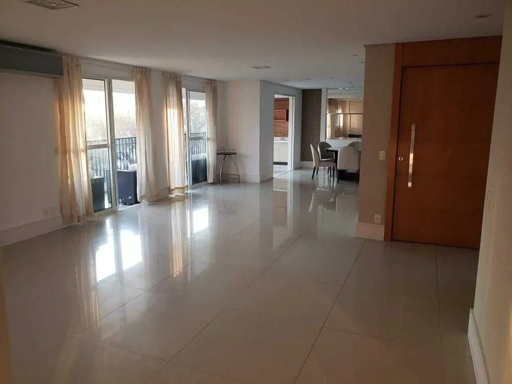 Apartamento, 3 quartos, 176 m² - Foto 1