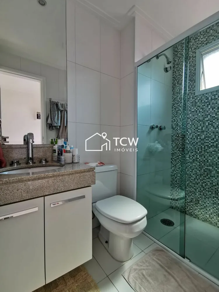 Apartamento, 3 quartos, 184 m² - Foto 1
