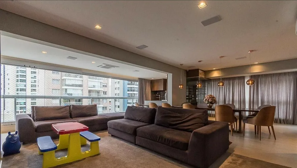 Apartamento, 3 quartos, 174 m² - Foto 1