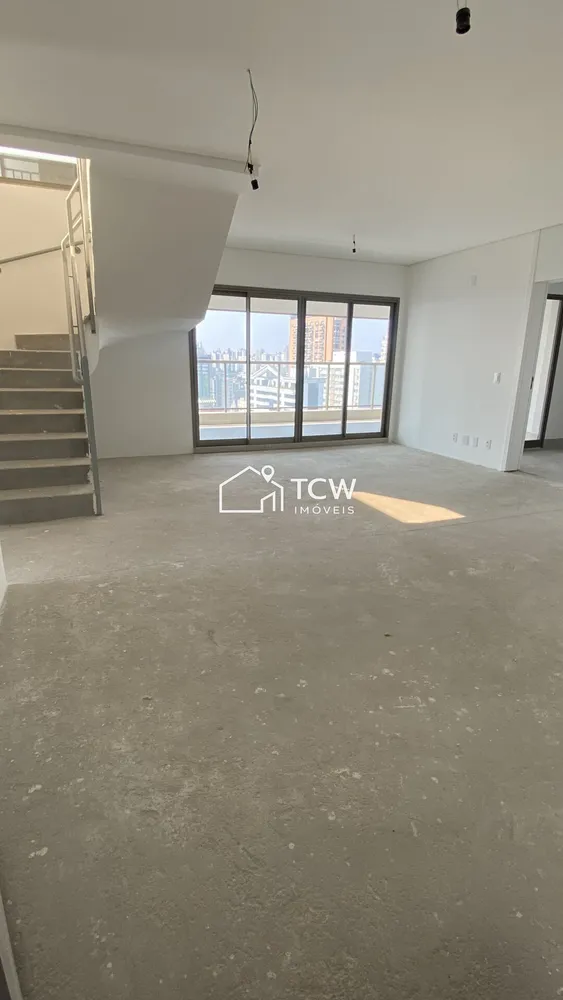 Cobertura, 3 quartos, 269 m² - Foto 1