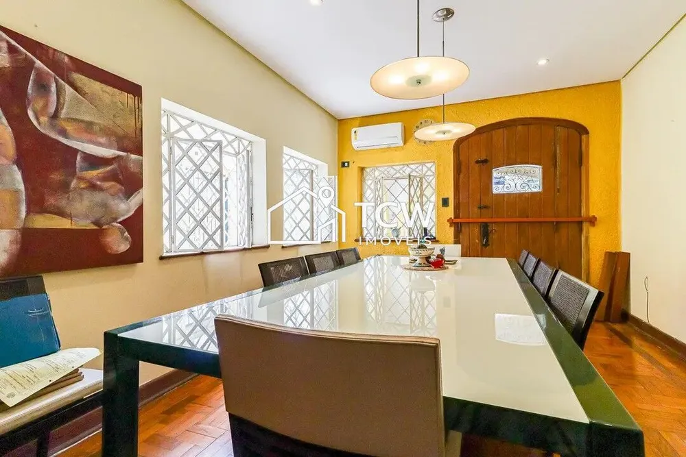 Sobrado, 6 quartos, 260 m² - Foto 1