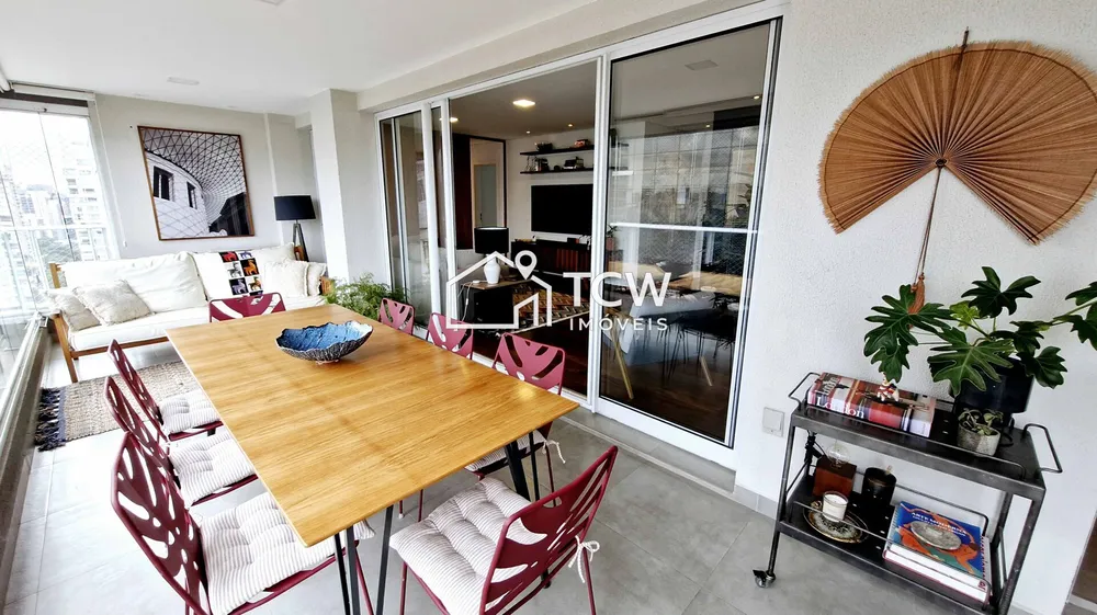 Apartamento, 3 quartos, 134 m² - Foto 1