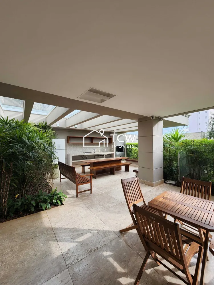 Apartamento, 3 quartos, 224 m² - Foto 1
