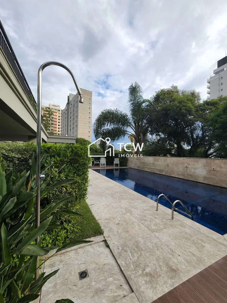 Apartamento, 3 quartos, 224 m² - Foto 2