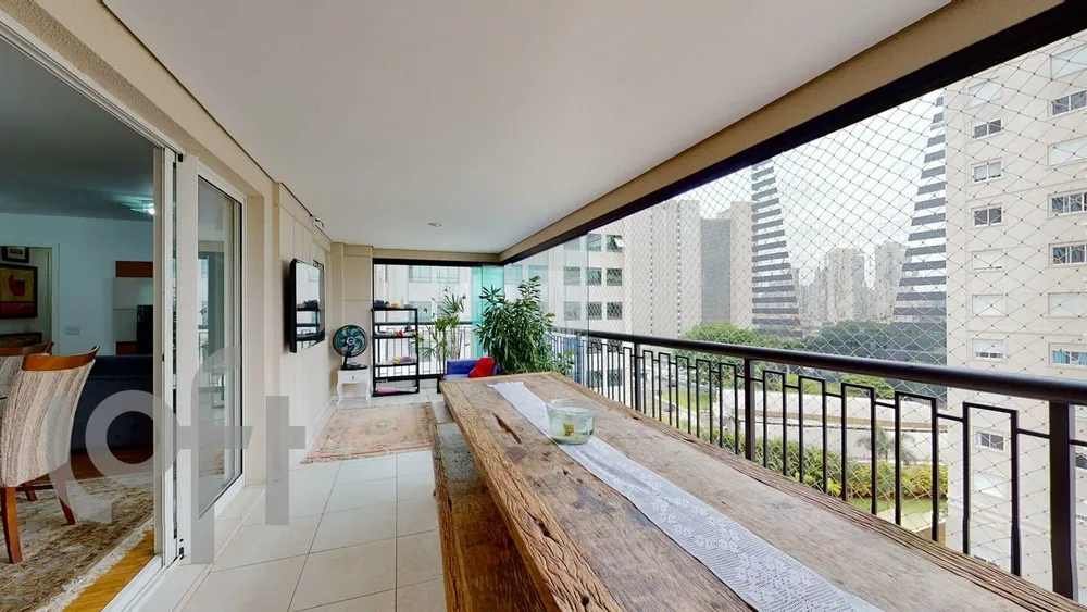 Apartamento, 3 quartos, 168 m² - Foto 1