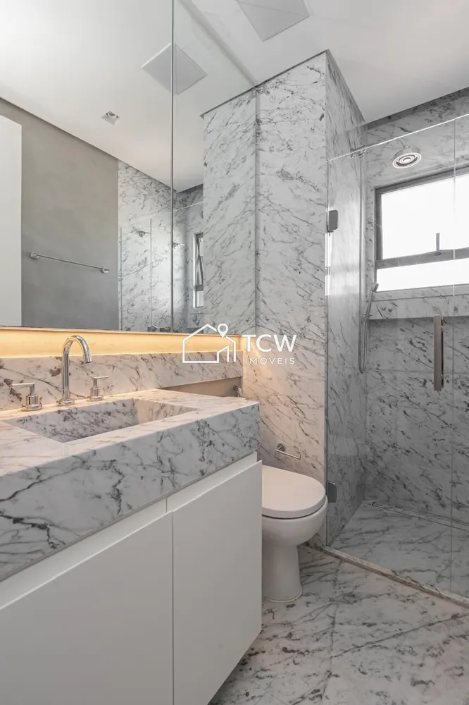 Apartamento, 3 quartos, 251 m² - Foto 1