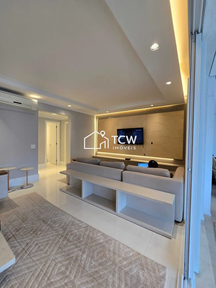 Apartamento, 3 quartos, 245 m² - Foto 4