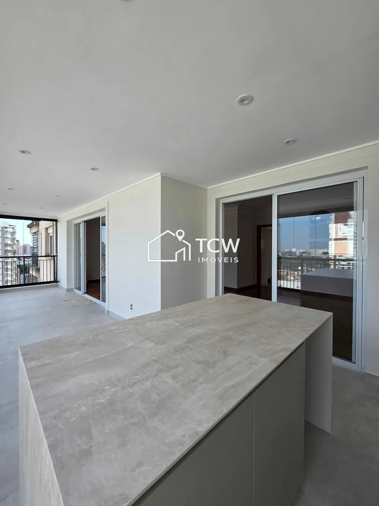 Apartamento, 3 quartos, 184 m² - Foto 1