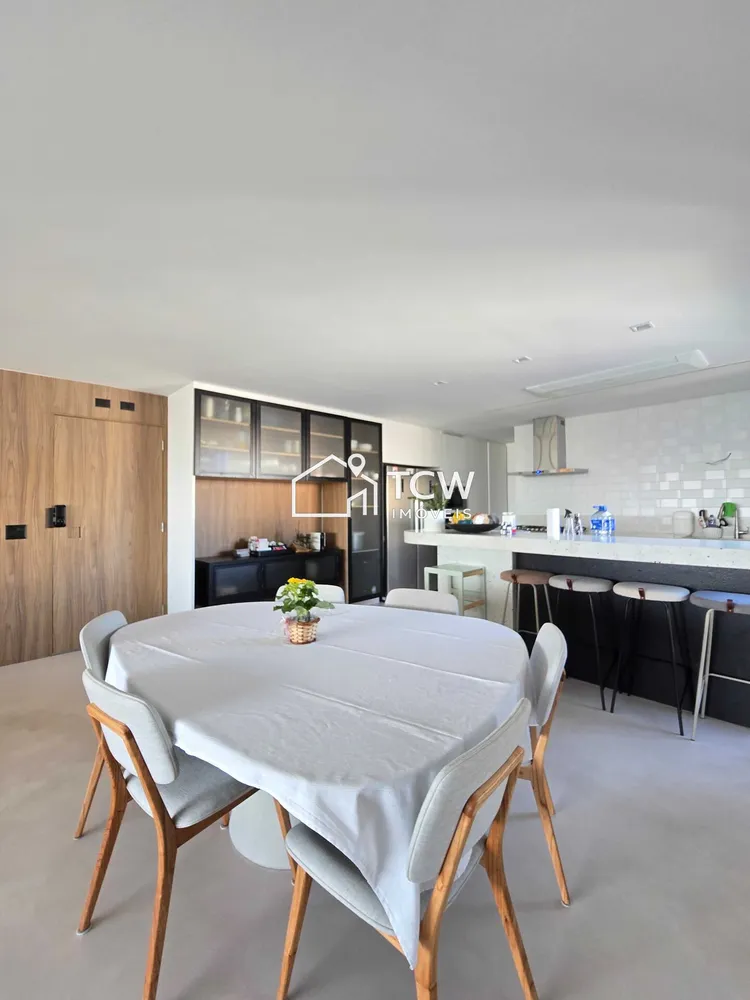 Apartamento, 3 quartos, 181 m² - Foto 1