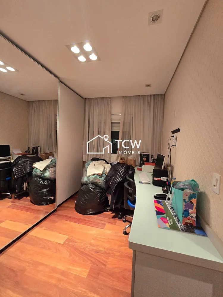 Apartamento, 3 quartos, 151 m² - Foto 1