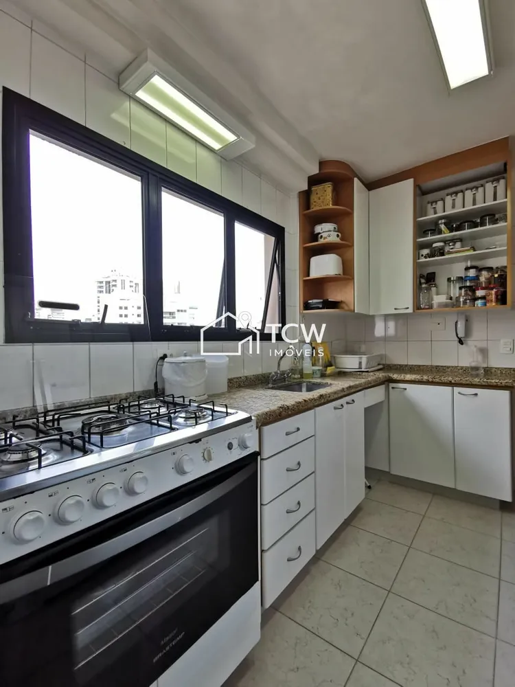 Apartamento, 3 quartos, 150 m² - Foto 1