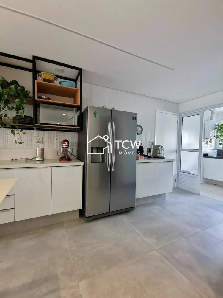 Apartamento, 3 quartos, 165 m² - Foto 1