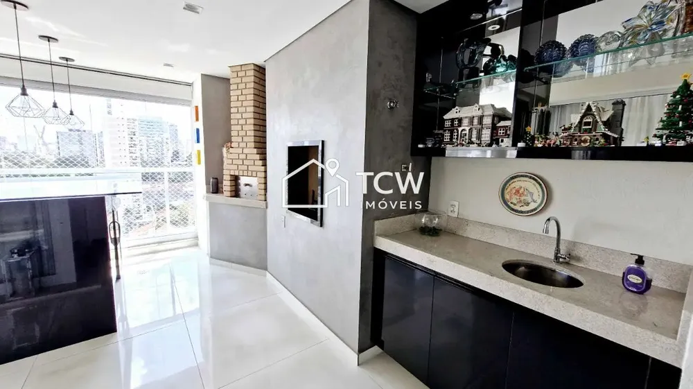 Apartamento, 3 quartos, 258 m² - Foto 1