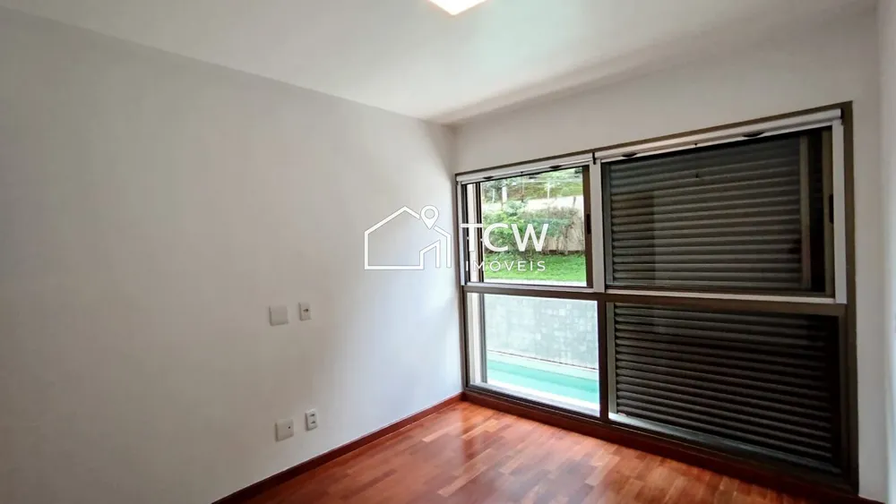 Apartamento, 3 quartos, 160 m² - Foto 2