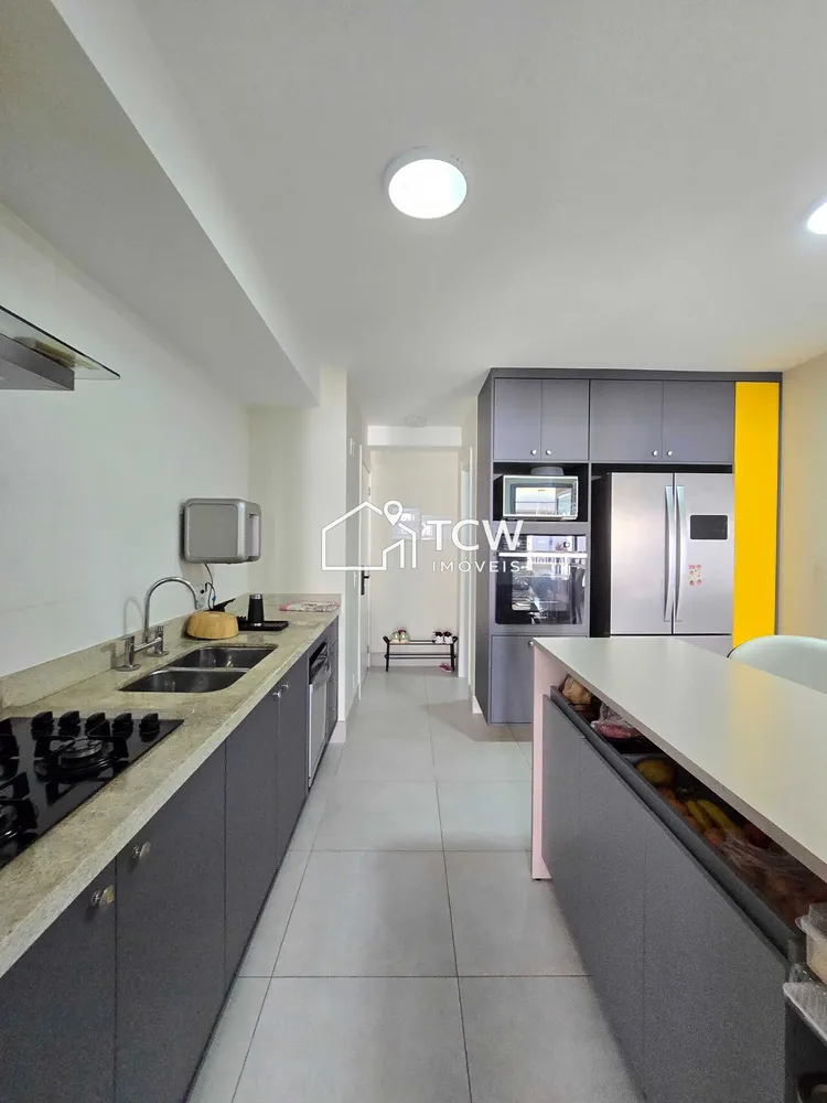 Apartamento, 3 quartos, 147 m² - Foto 1