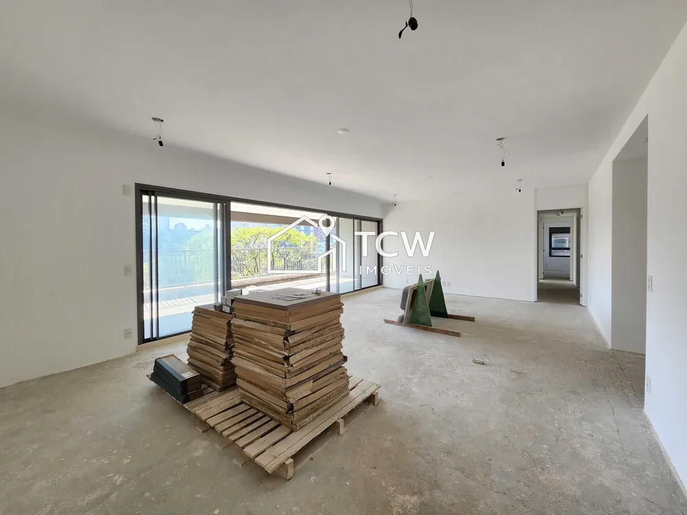 Apartamento, 4 quartos, 244 m² - Foto 1