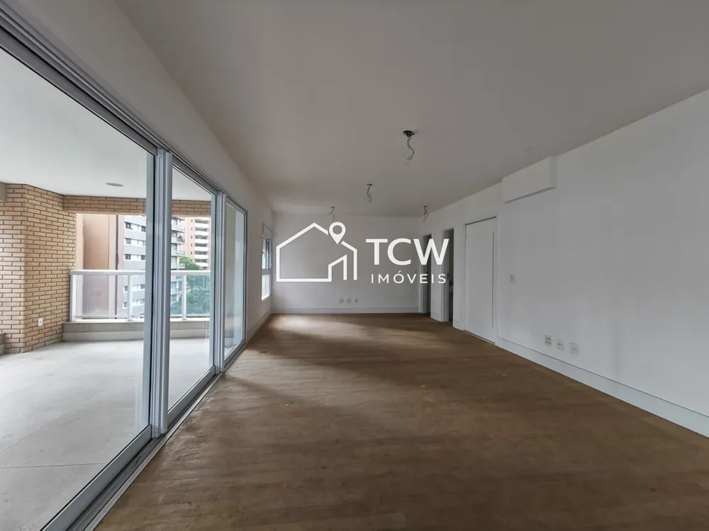 Apartamento, 3 quartos, 205 m² - Foto 2