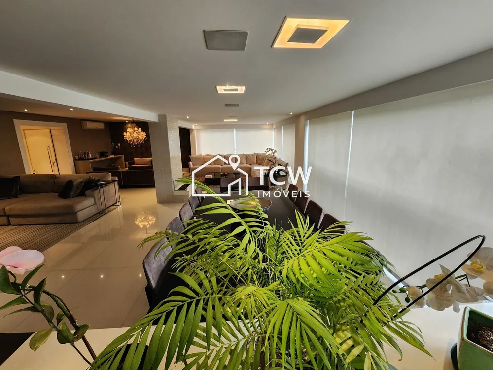 Apartamento, 4 quartos, 250 m² - Foto 1