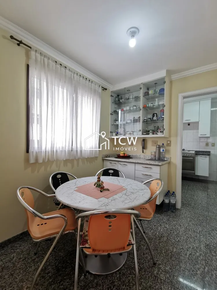 Apartamento, 3 quartos, 185 m² - Foto 2