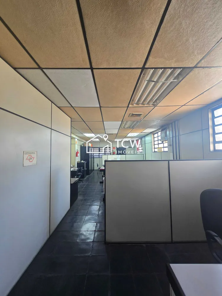 Depósito-Galpão, 1060 m² - Foto 1