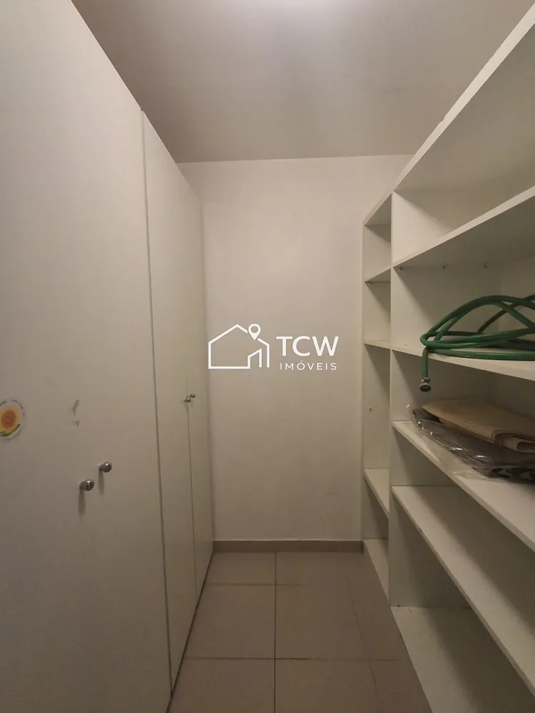 Apartamento, 3 quartos, 212 m² - Foto 1