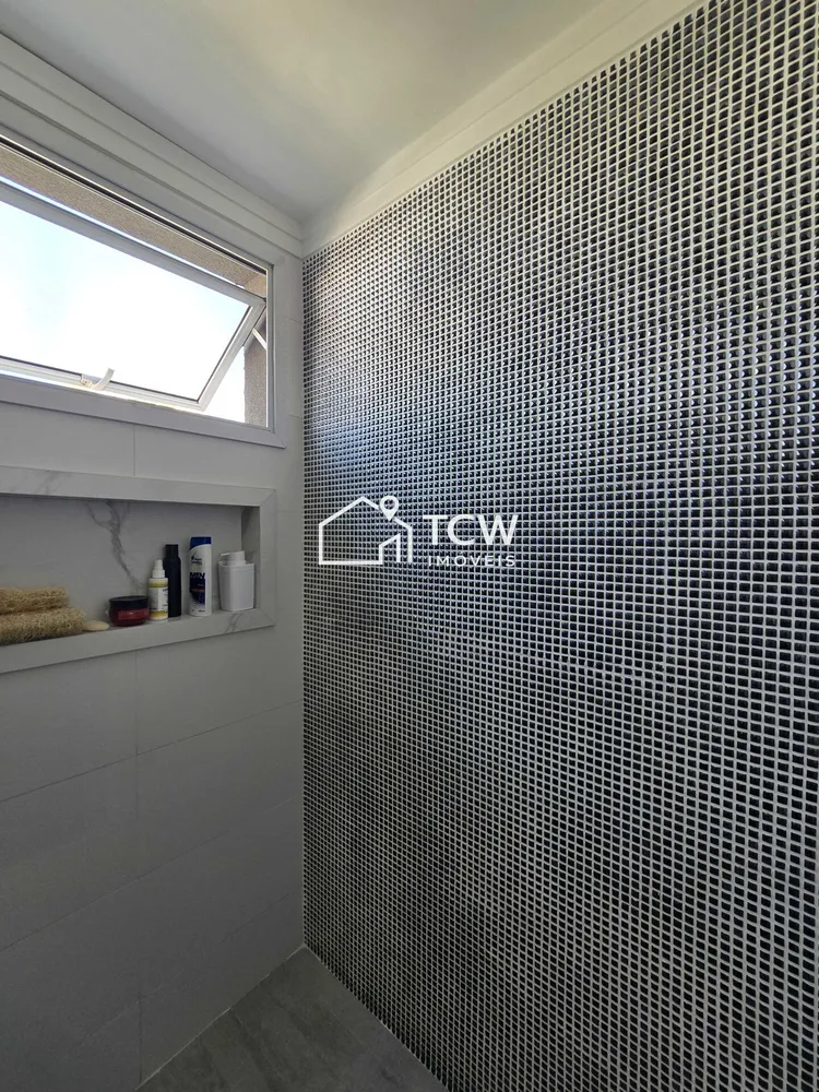 Apartamento, 3 quartos, 140 m² - Foto 1