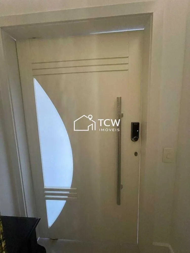 Apartamento, 3 quartos, 146 m² - Foto 1
